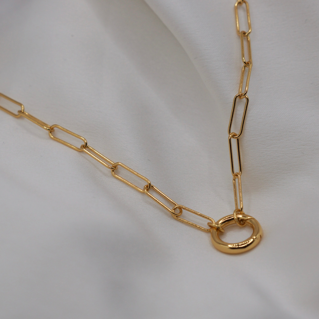 18K gold chain neckalce. Gold paperclip chain. Sterling silver, Hypoallergenic. Everyday wear.