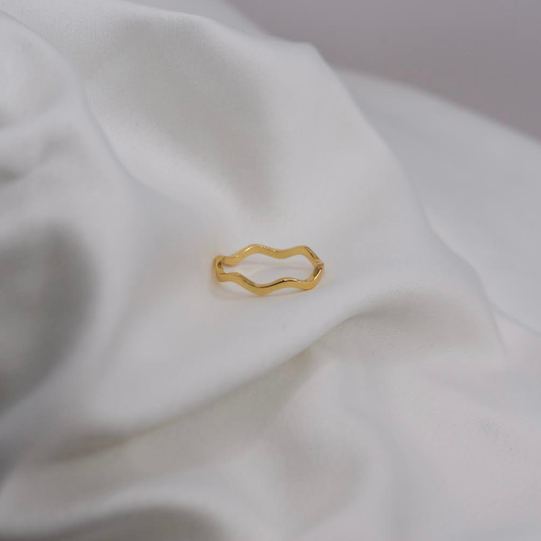 gold wave ring. 18K gold signet ring. Small signet ring. Perfect signet ring. Sterling silver 925. Tarnish free, Hypoallergenic ring. 